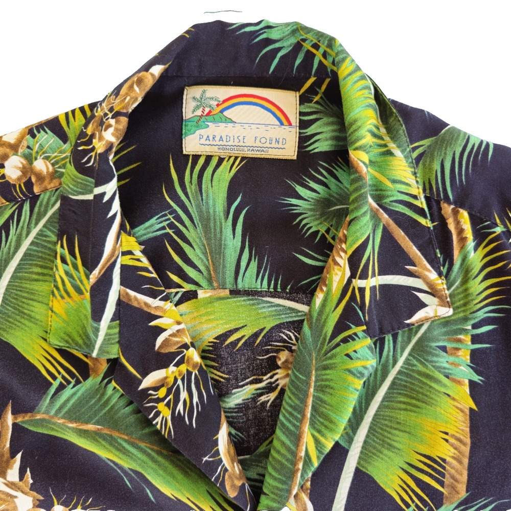 Y2K Vtg Magnum PI Paradise Found Royal Palms SZ M/L Aloha Hawaiian Rayon Black
